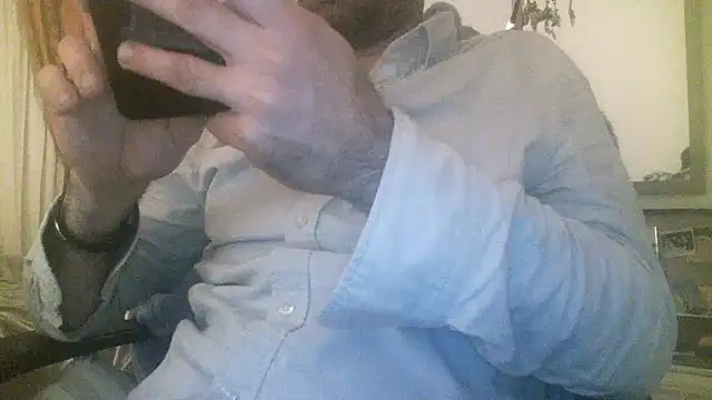 Patrickhound online show from 11/23/25, 01:38