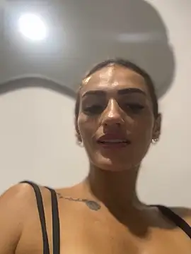 Snapshot of Samantha_bigboobs chatting on 11/15/25, 11:54 Samantha bigboobs online show from 11/15/25, 11:54