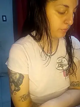 Snapshot of Camilita0 chatting on 10/11/25, 08:35 Camilita0 online show from 10/11/25, 08:35