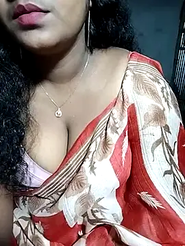 Snapshot of YERY_HOT chatting on 02/21/25, 05:53 YERY HOT online show from 02/21/25, 05:53