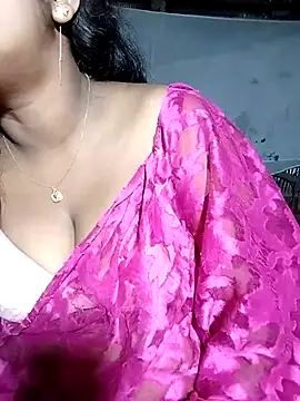 Snapshot of YERY_HOT chatting on 02/24/25, 04:47 YERY HOT online show from 02/24/25, 04:47