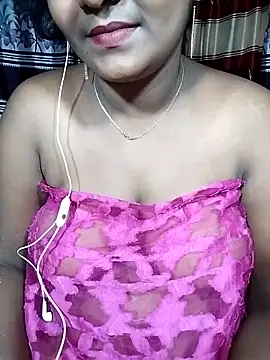 Snapshot of YERY_HOT chatting on 03/04/25, 08:49 YERY HOT online show from 03/04/25, 08:49