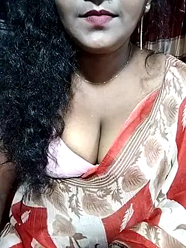 Snapshot of YERY_HOT chatting on 03/15/25, 05:26 YERY HOT online show from 03/15/25, 05:26