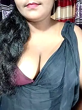 Snapshot of YERY_HOT chatting on 09/17/25, 04:52 YERY HOT online show from 09/17/25, 04:52