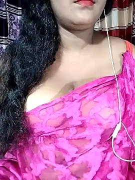 Snapshot of YERY_HOT chatting on 09/18/25, 05:59 YERY HOT online show from 09/18/25, 05:59