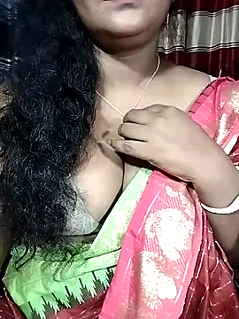 Snapshot of YERY_HOT chatting on 10/12/25, 05:34 YERY HOT online show from 10/12/25, 05:34