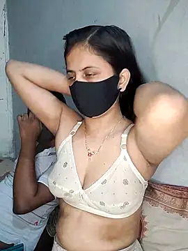 Hot Nila online show from 03/11/25, 02:43