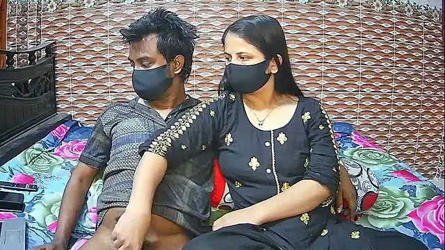 Hot Nila online show from 03/04/26, 03:45