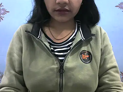 Snapshot of Misha_Sweett chatting on 01/11/25, 04:36 Misha Sweett online show from 01/11/25, 04:36