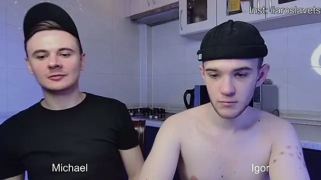 Snapshot of michael_sexdevil chatting on 01/17/25, 12:10 michael sexdevil online show from 01/17/25, 12:10