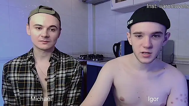 Snapshot of michael_sexdevil chatting on 01/24/25, 12:10 michael sexdevil online show from 01/24/25, 12:10