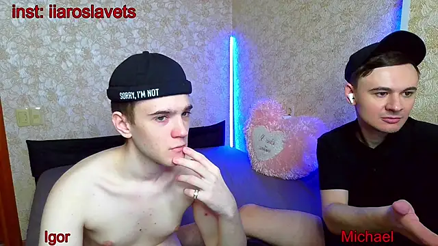 Snapshot of michael_sexdevil chatting on 02/14/25, 12:47 michael sexdevil online show from 02/14/25, 12:47