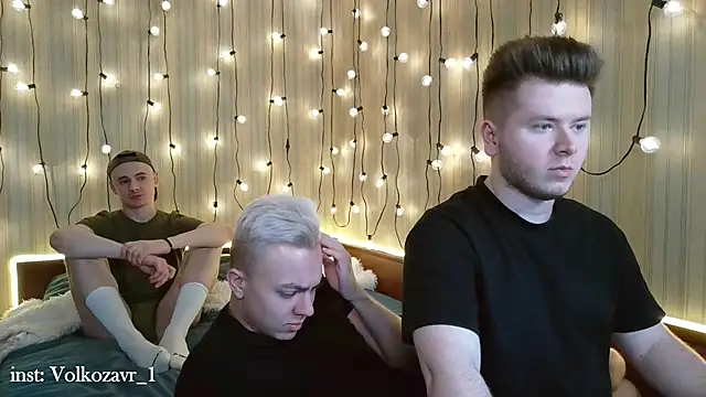 Snapshot of michael_sexdevil chatting on 03/21/25, 11:45 michael sexdevil online show from 03/21/25, 11:45