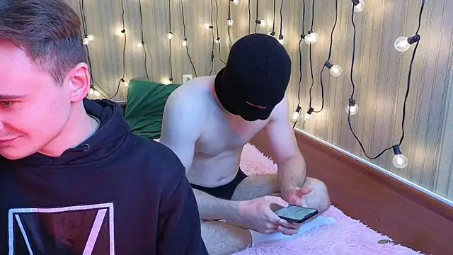 Snapshot of michael_sexdevil chatting on 10/12/25, 07:35 michael sexdevil online show from 10/12/25, 07:35