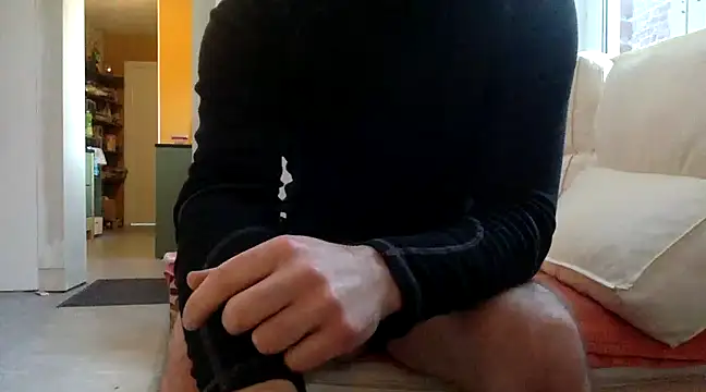 coquin5995 online show from 02/18/25, 07:10