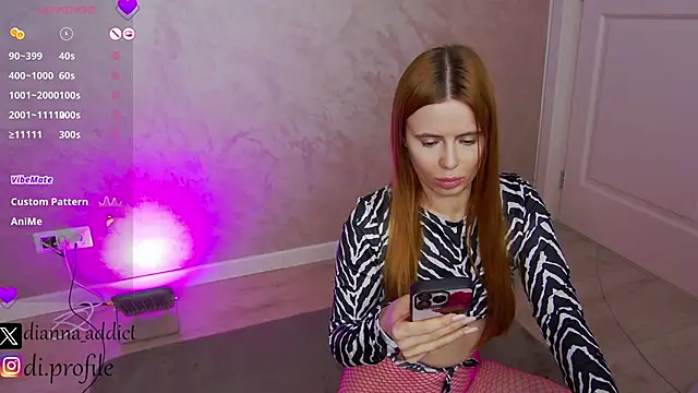 uhlala   online show from 02/19/25, 08:12