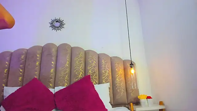 nayara macherano online show from 12/02/25, 11:26