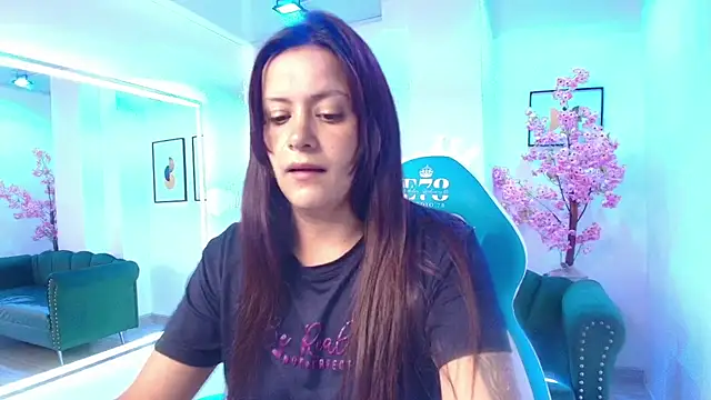 Snapshot of Arianna_sweeet chatting on 03/11/26, 03:12 Arianna sweeet online show from 03/11/26, 03:12