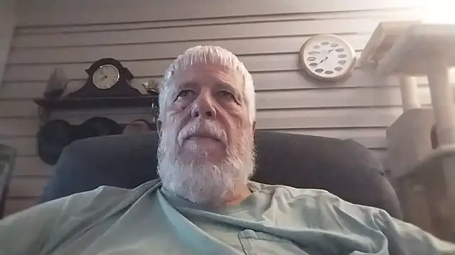 Snapshot of Futura_intx chatting on 05/29/26, 12:52 Futura intx online show from 05/29/26, 12:52