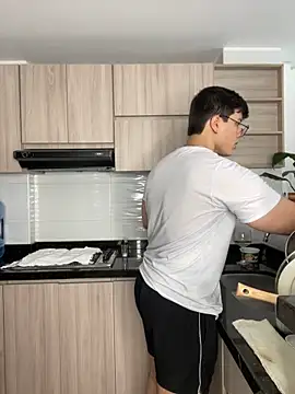 Thom Ohtani online show from 01/05/25, 07:17