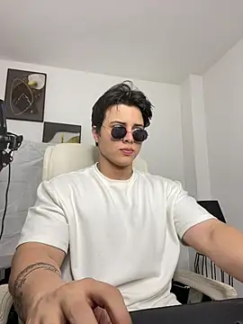 Thom Ohtani online show from 03/13/25, 02:27