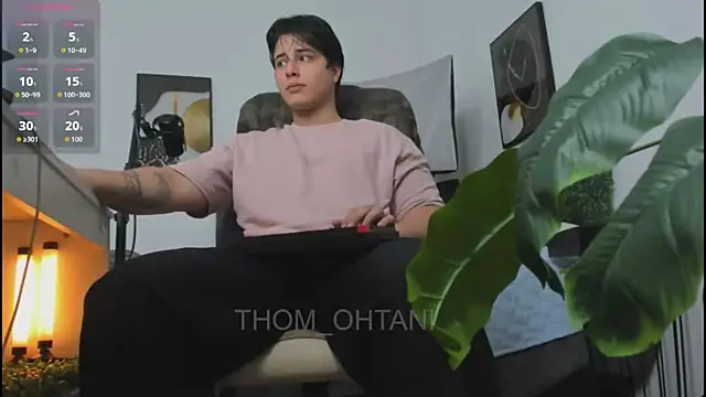 Snapshot of Thom_Ohtani chatting on 05/03/26, 09:43 Thom Ohtani online show from 05/03/26, 09:43
