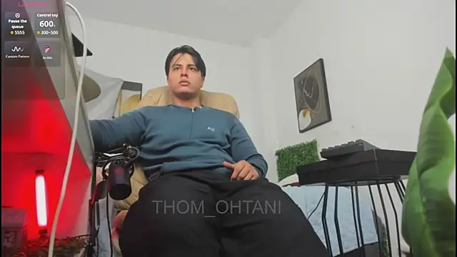 Snapshot of Thom_Ohtani chatting on 05/22/26, 01:13 Thom Ohtani online show from 05/22/26, 01:13