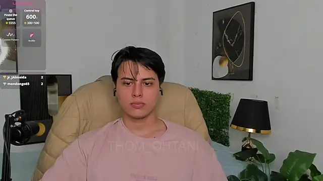 Snapshot of Thom_Ohtani chatting on 05/31/26, 05:26 Thom Ohtani online show from 05/31/26, 05:26