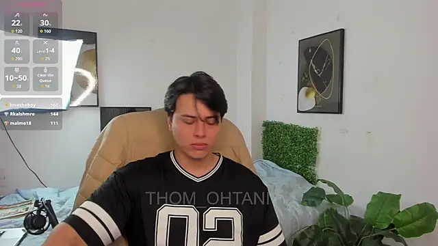 Snapshot of Thom_Ohtani chatting on 06/10/26, 01:28 Thom Ohtani online show from 06/10/26, 01:28