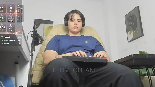 Snapshot of Thom_Ohtani chatting on 07/08/26, 04:28 Thom Ohtani online show from 07/08/26, 04:28