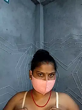 Snapshot of nikitacute23 chatting on 01/18/25, 10:28 nikitacute23 online show from 01/18/25, 10:28