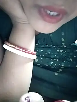 Snapshot of nikitacute23 chatting on 01/25/25, 09:15 nikitacute23 online show from 01/25/25, 09:15