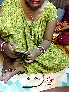 Snapshot of nikitacute23 chatting on 02/13/25, 07:45 nikitacute23 online show from 02/13/25, 07:45