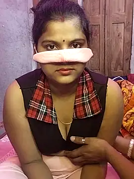 Snapshot of nikitacute23 chatting on 02/27/25, 06:53 nikitacute23 online show from 02/27/25, 06:53