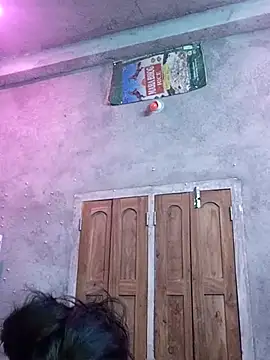 Snapshot of nikitacute23 chatting on 03/09/25, 05:17 nikitacute23 online show from 03/09/25, 05:17