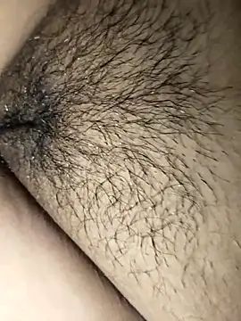 Snapshot of nikitacute23 chatting on 10/06/25, 05:32 nikitacute23 online show from 10/06/25, 05:32