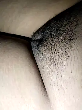 Snapshot of nikitacute23 chatting on 10/30/25, 05:24 nikitacute23 online show from 10/30/25, 05:24