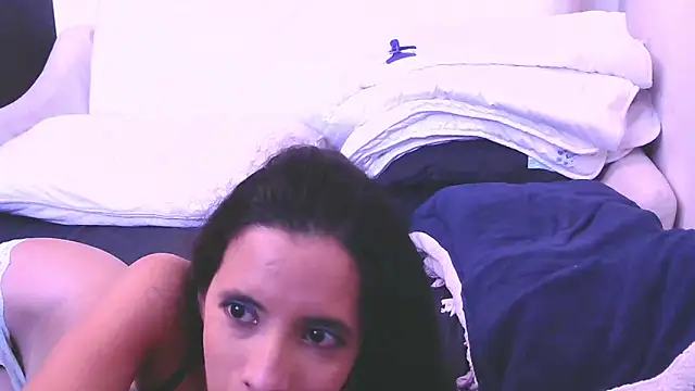 amabel zambrano online show from 01/10/25, 11:43