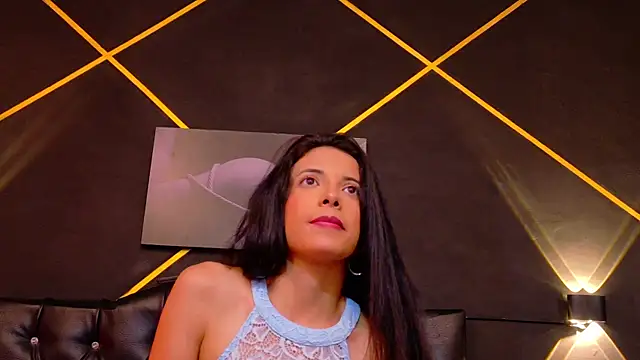 amabel zambrano online show from 05/11/26, 02:45