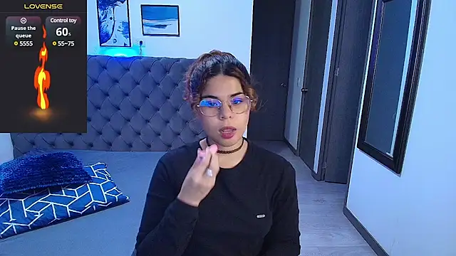 stellaallen24 online show from 03/10/25, 11:38