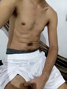 Snapshot of MagrinhoSaradoo chatting on 02/05/26, 02:22 MagrinhoSaradoo online show from 02/05/26, 02:22