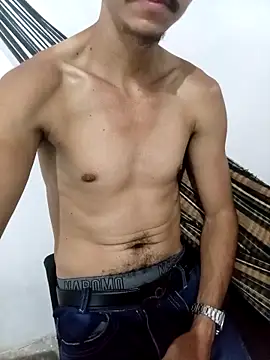 Snapshot of MagrinhoSaradoo chatting on 03/25/26, 07:03 MagrinhoSaradoo online show from 03/25/26, 07:03