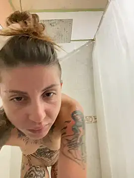 Izy cute  online show from 03/07/26, 02:08