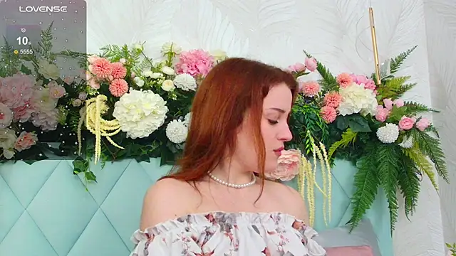 EllieGarson online show from 10/09/25, 05:11