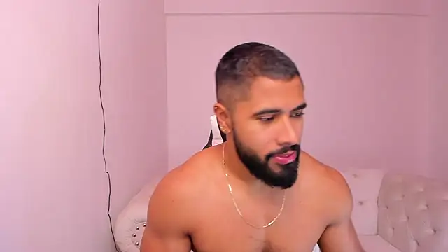 Santiago huntt online show from 02/05/25, 11:55