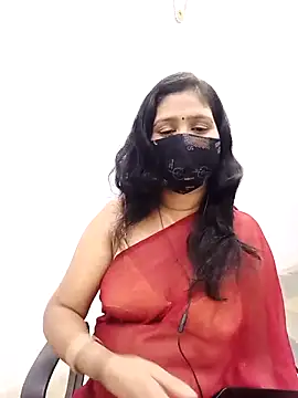 Snapshot of Lucky-Deepthi chatting on 03/03/25, 02:37 Lucky-Deepthi online show from 03/03/25, 02:37