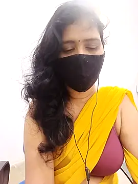 Snapshot of Lucky-Deepthi chatting on 09/21/25, 01:07 Lucky-Deepthi online show from 09/21/25, 01:07