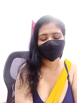 Snapshot of Lucky-Deepthi chatting on 03/20/26, 06:57 Lucky-Deepthi online show from 03/20/26, 06:57