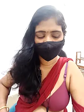 Snapshot of Lucky-Deepthi chatting on 04/02/26, 11:02 Lucky-Deepthi online show from 04/02/26, 11:02