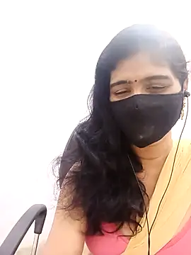 Snapshot of Lucky-Deepthi chatting on 04/05/26, 01:25 Lucky-Deepthi online show from 04/05/26, 01:25